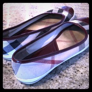 Burberry slide-on with every day style!